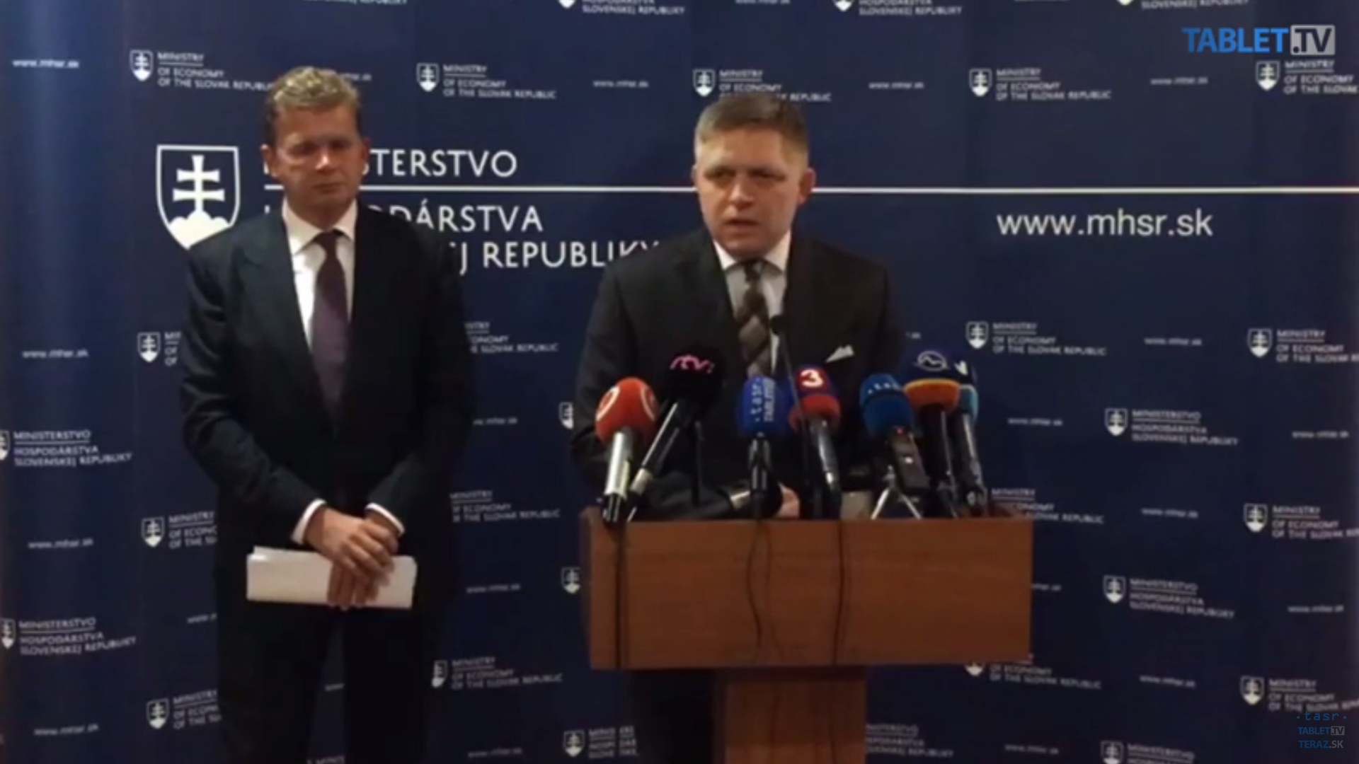 ZÁZNAM: PREMIÉR: Ceny elektriny pre celé Slovensko sa vrátia na úroveň vlaňajška